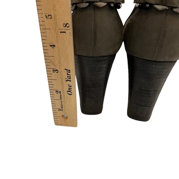 Paul Green Mushroom Gray Lug Sole Quiet Luxury Heeled Ankle‎ Boots 9 - Picture 9 of 9